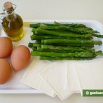 Ингредиенты для спаржи с яйцами и сыром