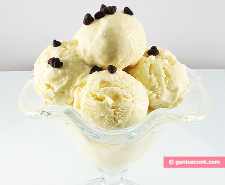 Cливочно- ванильное мороженое