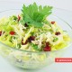 Капустный салат с клюквой и сельдереем